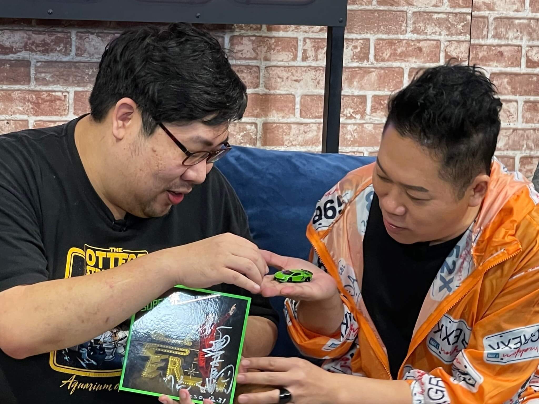突襲浪PLAY直播間尋恩公鼻地大師國動 粉絲見狀全暴動:「太神啦!」