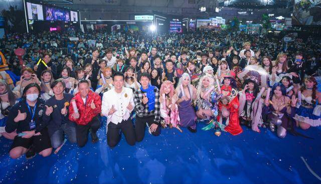 《神魔之塔》 11 週年生日慶典全場爆滿 現場過千粉絲共襄盛舉