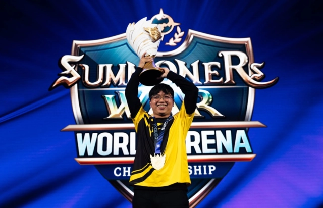 《魔靈召喚》SWC2025世界總決賽由「PU」奪冠。Com2uS 同步宣布大改版「TOMORROW」即將登場！