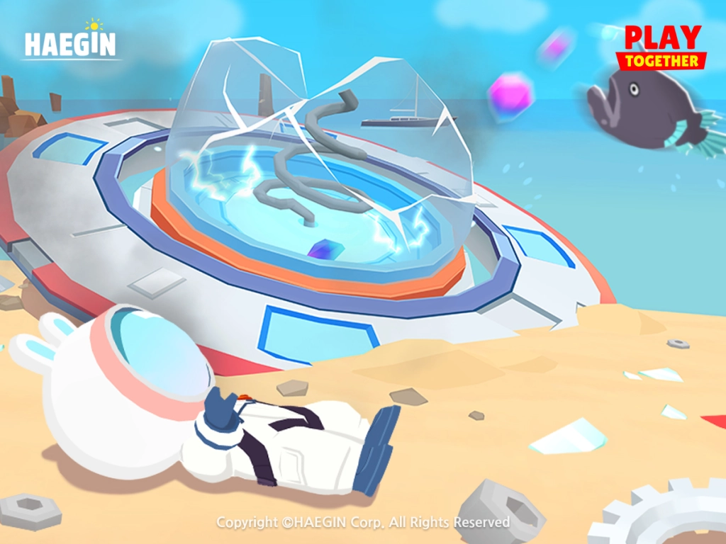 A UFO Crash-Landed on the Beach in “Play Together”  and Mutant Fish Are on the Loose!