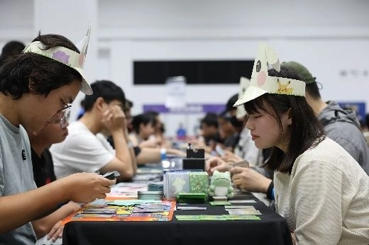 寶可夢「2025-26 臺灣大師球聯盟賽」  來自全臺各地的粉絲齊聚臺中，盛況空前