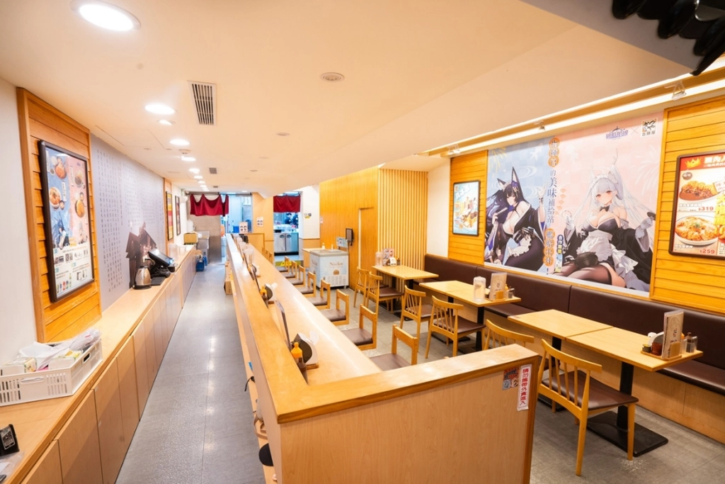 《碧藍航線》與吉豚屋的夏日特別聯動於今日展開，攜手提供指揮官今夏最豐富的艦隊補給！