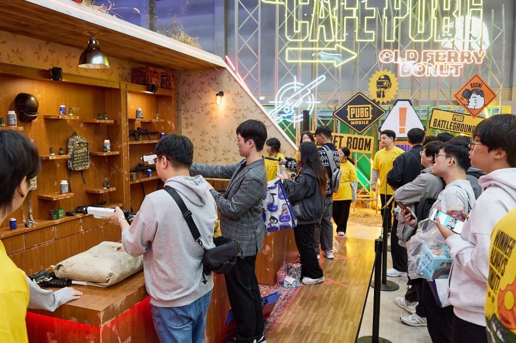 一張含有 服裝, 人員, 男人, 人民 的圖片

AI 產生的內容可能不正確。