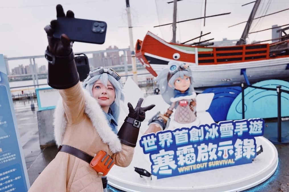 一張含有 服裝, 船隻, 戶外, 人員 的圖片

AI 產生的內容可能不正確。