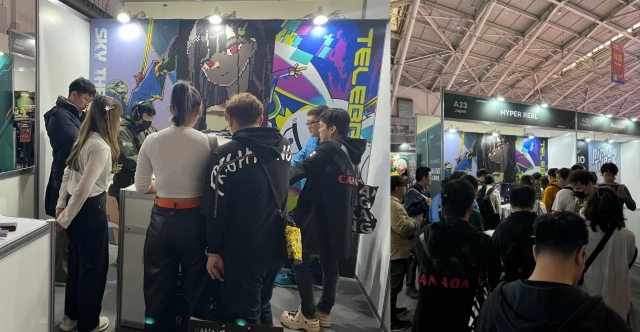 遊戲主播帶你試玩日本獨立遊戲  HYPER REAL風潮席捲國際電玩展