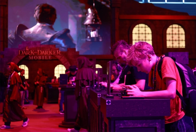 《闇與地城: Dark and Darker Mobile》在 2024 gamescom 現場吸引超過 10,000 名玩家親身體驗