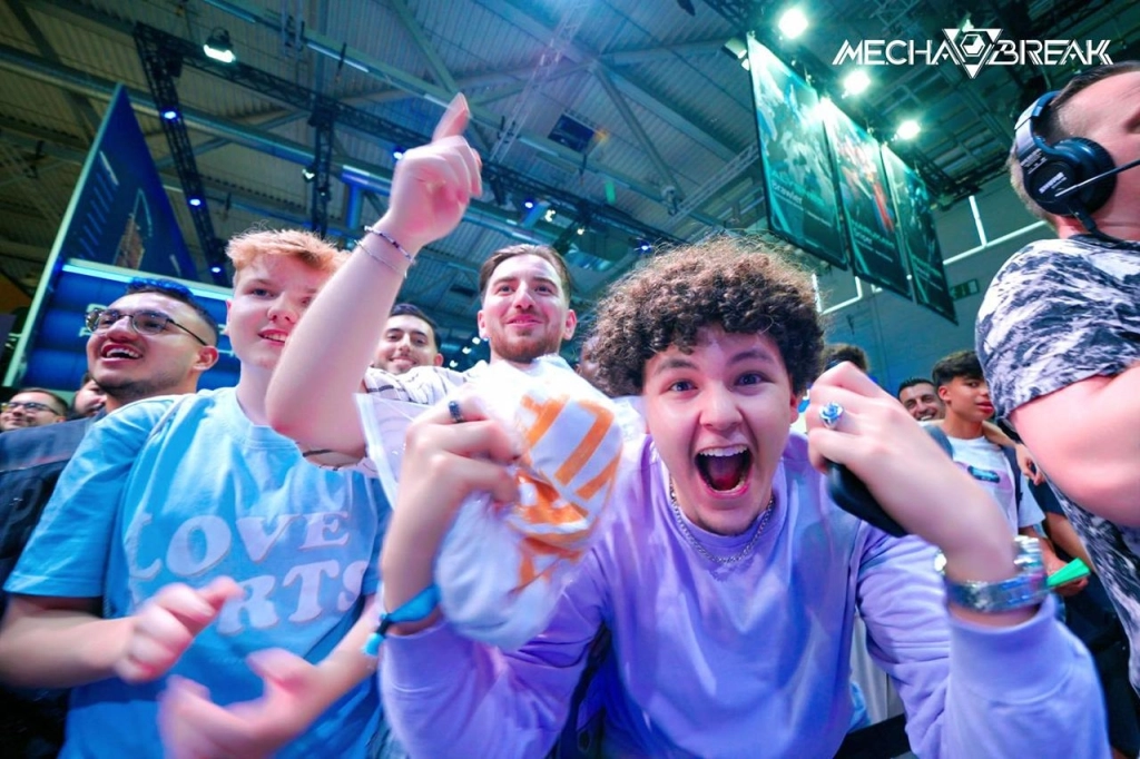 科幻機甲新作《Mecha BREAK》亮相Gamescom2024，微軟遊戲執行長Phil·Spencer現身打卡