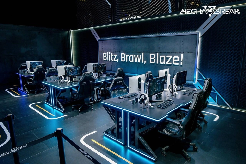 科幻機甲新作《Mecha BREAK》亮相Gamescom2024，微軟遊戲執行長Phil·Spencer現身打卡