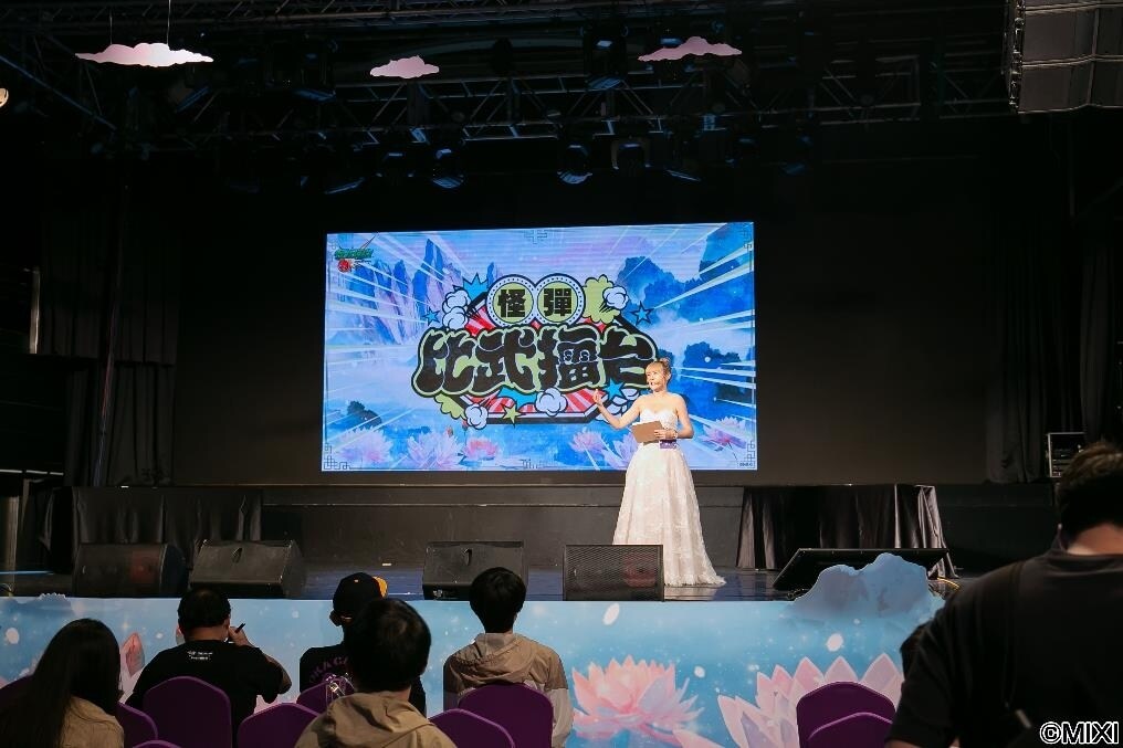 一張含有 服裝, 女人, 室內, 人員 的圖片

AI 產生的內容可能不正確。