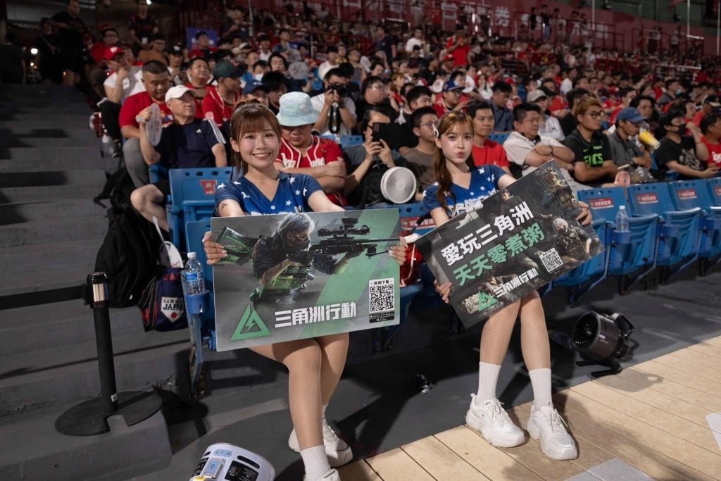 《Garena® 三角洲行動》席捲天母棒球場 李多慧領軍小龍女掀排隊熱潮