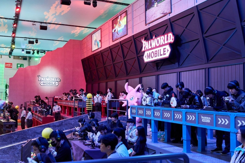 一張含有 觀眾, 人員, 服裝, 人民 的圖片

AI 產生的內容可能不正確。