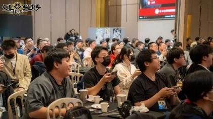 一張含有 服裝, 人的臉孔, 人員, 男人 的圖片

AI 產生的內容可能不正確。